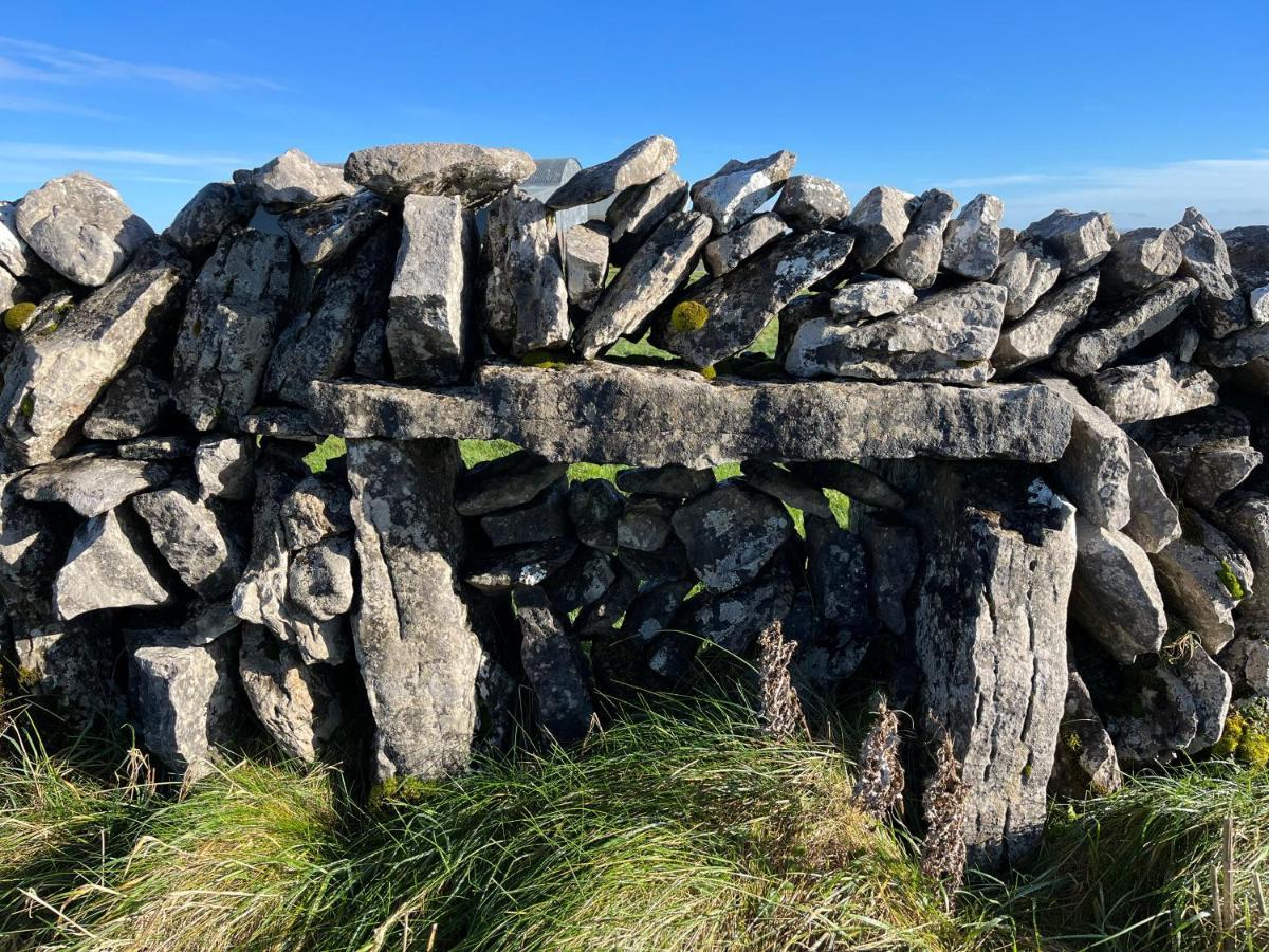 Burren Court Lodge Ballyvaughan Esterno foto